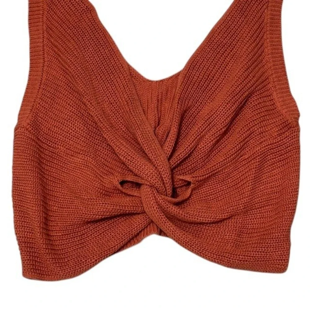 Lulus Knit Crop Top Rust Orange‎ Sleeveless V Neck Twist Back Casual Medium - Picture 9 of 11